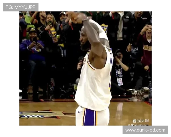 勒布朗挡拆创造突破机会显著提升关键时刻得分效率